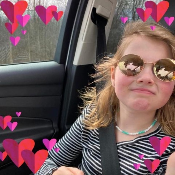 Profile Picture of Reagan Grillone (@reagangrillone) on Poshmark