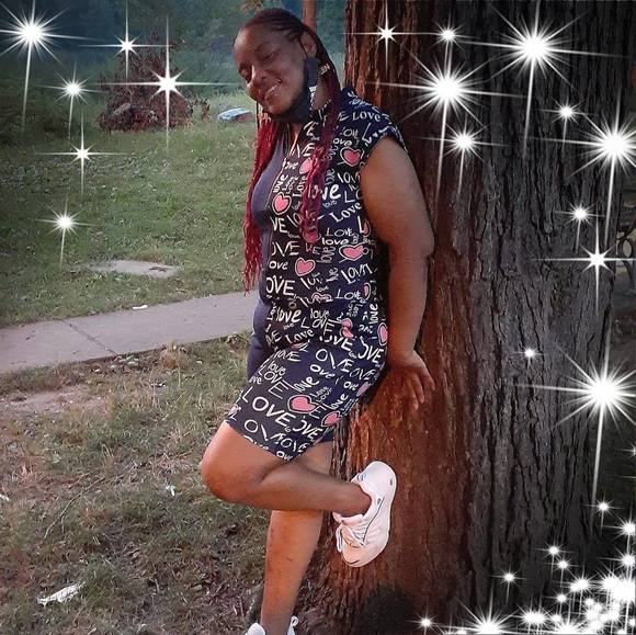 Profile Picture of Lakisha Evans (@lakishaevans) on Poshmark