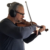 Profile Picture of Michael Barker (@MichaelBarkerViolin) on Youtube