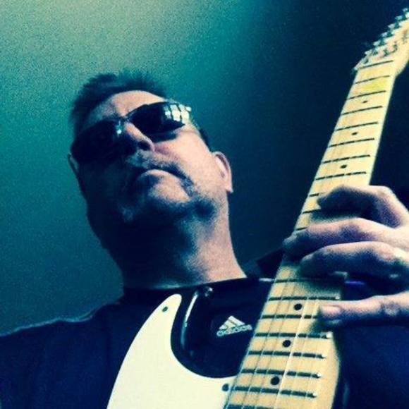 Profile Picture of Jerry Peters (@bluemystguitar) on Poshmark