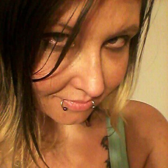 Profile Picture of Anna Applegate (@idahoapplegate) on Poshmark