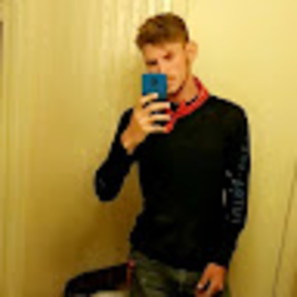 Profile Picture of Jacob Parish (@jacobaparish124) on Poshmark