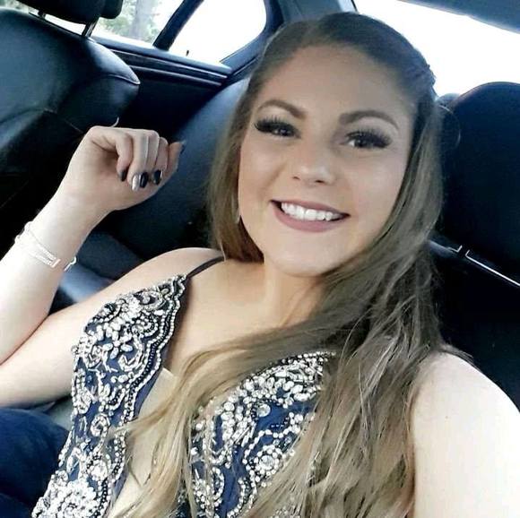 Profile Picture of Alexis Cavanaugh (@cav071399) on Poshmark