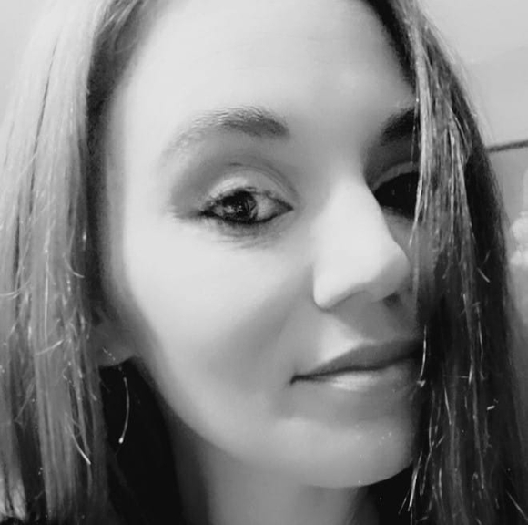 Profile Picture of Amber Nicholas (@tequilarose4) on Poshmark