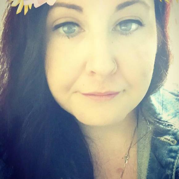 Profile Picture of Julia Conklin (@jsdaydreamnatio) on Poshmark