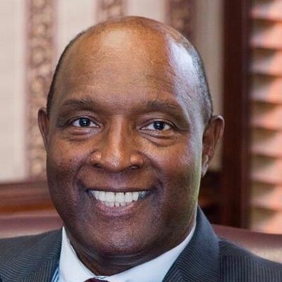 Profile Picture of Willie C. Randall (@DJRandy7) on Twitter