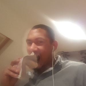 Profile Picture of Wes_toodadef_Daniels (@mrWEZLEY) on Twitter