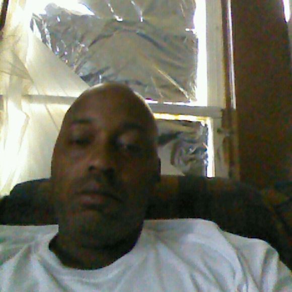 Profile Picture of Jimmy Giddens (@igotthatnewshit) on Poshmark