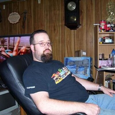 Profile Picture of James Caviness (@Zemochas) on Twitter