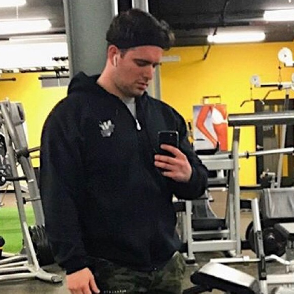 Profile Picture of Dominic Savittieri (@dsavittieri) on Poshmark