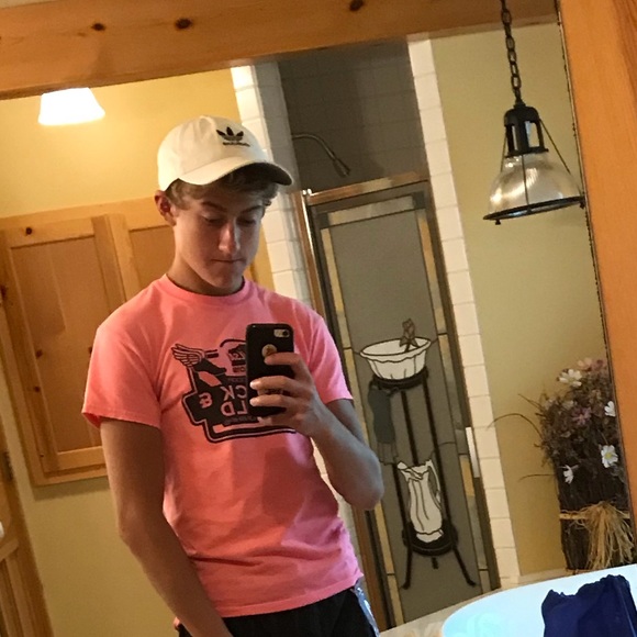 Profile Picture of Jacob Fischer (@jakefischer014) on Poshmark