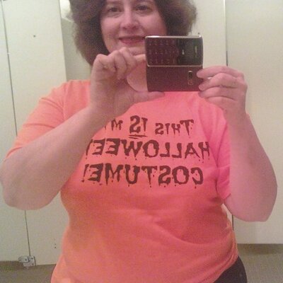 Profile Picture of Karen Messina Brunke (@karenb_resumes) on Twitter