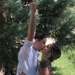 Profile Picture of Autumn&Spencer Knapp (@knappingaround) on Instagram