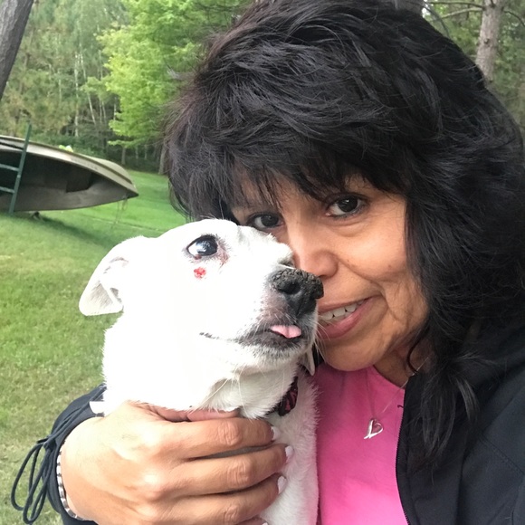 Profile Picture of Sherry Jubert (@920sherry) on Poshmark