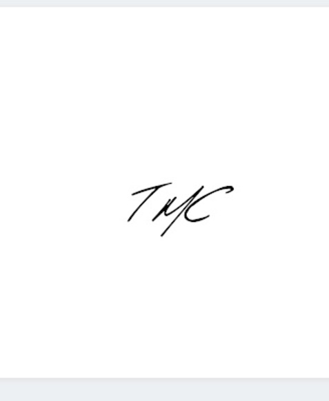 Profile Picture of Moiya Baker (@moiyabaker) on Poshmark