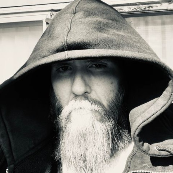 Profile Picture of Jeremy Thomson (@jeremythomso474) on Poshmark