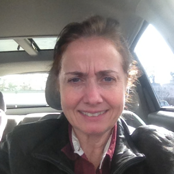 Profile Picture of Bobbie Burke (@bobbieburke) on Poshmark