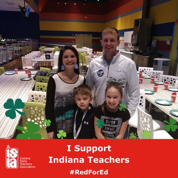 Profile Picture of Rebecca Harrett (@rebeccaharrett) on Poshmark