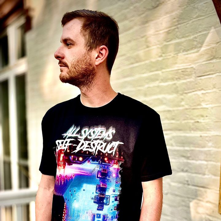 Profile Picture of Kyle Oliver (@kyleselfdestructs) on Tiktok