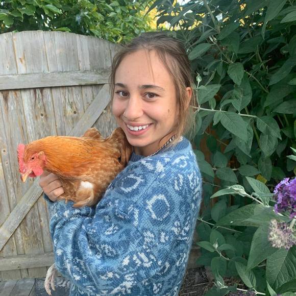 Profile Picture of Sasha Ruschmeyer (@sasha_rae_96) on Poshmark