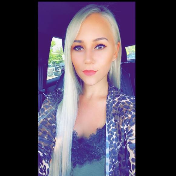 Profile Picture of Nadia Demyanova (@ndemy18) on Poshmark