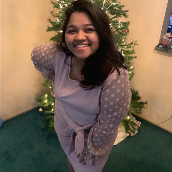 Profile Picture of Dhruti Patel (@dhrutip95) on Poshmark