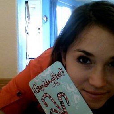 Profile Picture of Briar Bates (@ladylove213213) on Twitter