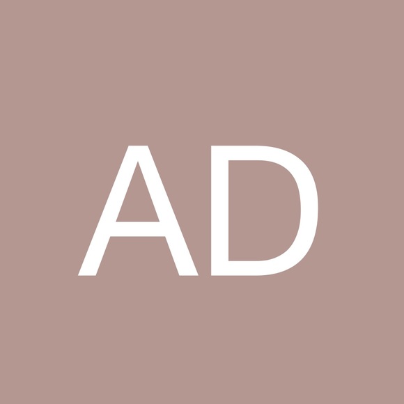 Profile Picture of Andrew Decamp (@adecamp1) on Poshmark