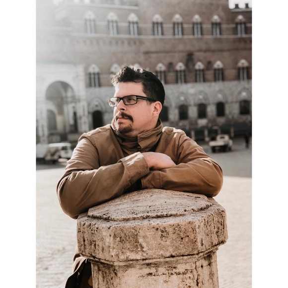 Profile Picture of Nick Schmidt (@uke_x) on Poshmark