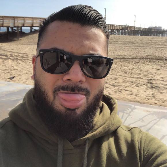 Profile Picture of Enrique Jaime (@ejaime22) on Poshmark