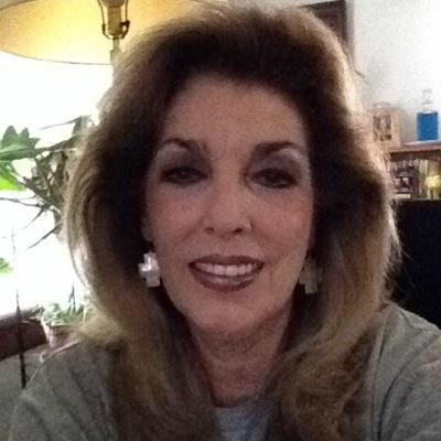 Profile Picture of Roz Brooks Barnes (@barnes_roz) on Twitter