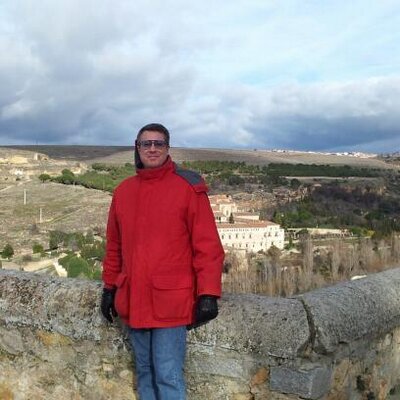 Profile Picture of David Kriewaldt [товарищ] (@davidkriewaldt) on Twitter