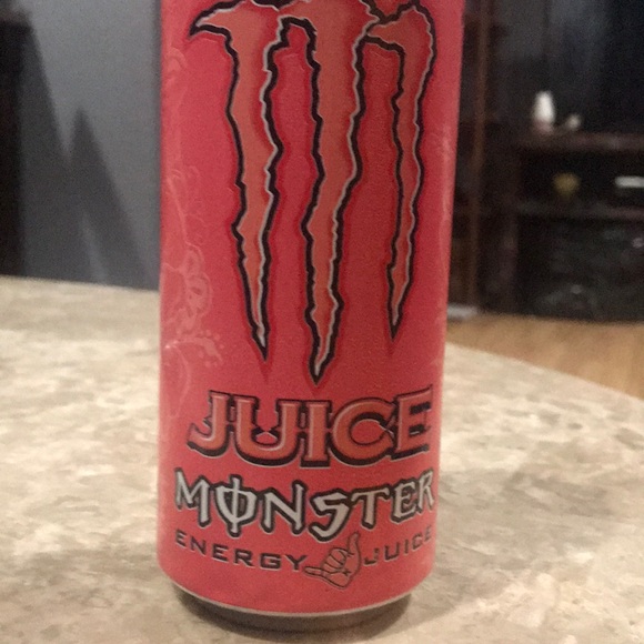 Profile Picture of Carrie Konichek (@ckonichek86) on Poshmark