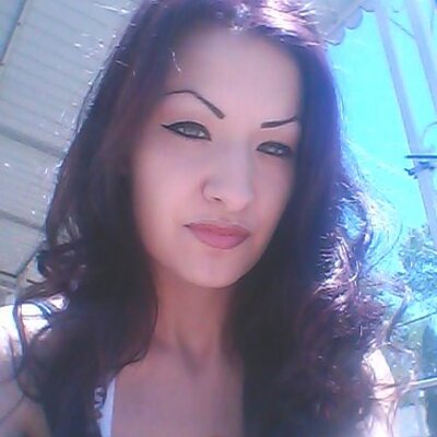 Profile Picture of Elizabeth Felton (@emomma12) on Twitter