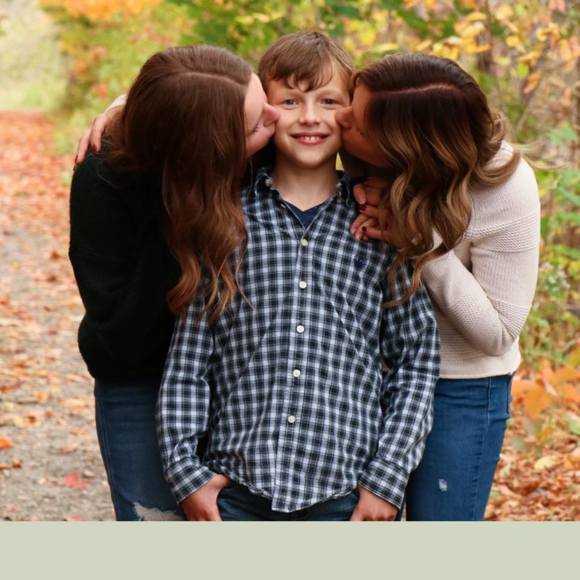 Profile Picture of Danielle Sylvain (@danielle_syl) on Poshmark