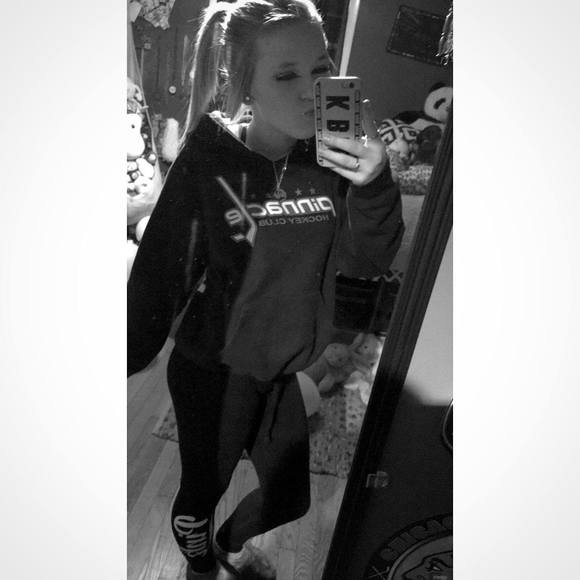 Profile Picture of Kylee Selvig (@gymnast072601) on Poshmark