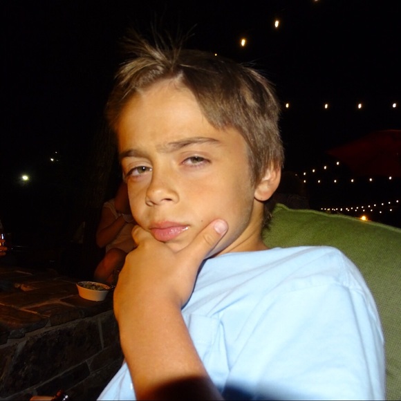 Profile Picture of John Downs (@johndowns) on Poshmark