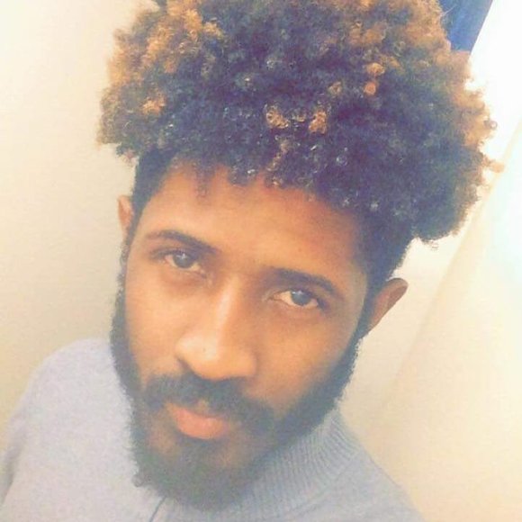 Profile Picture of Carlos lopes Lewandowski (@jcarlos1759) on Poshmark