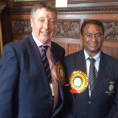 Profile Picture of Robert Davies (@robthereferee) on Twitter