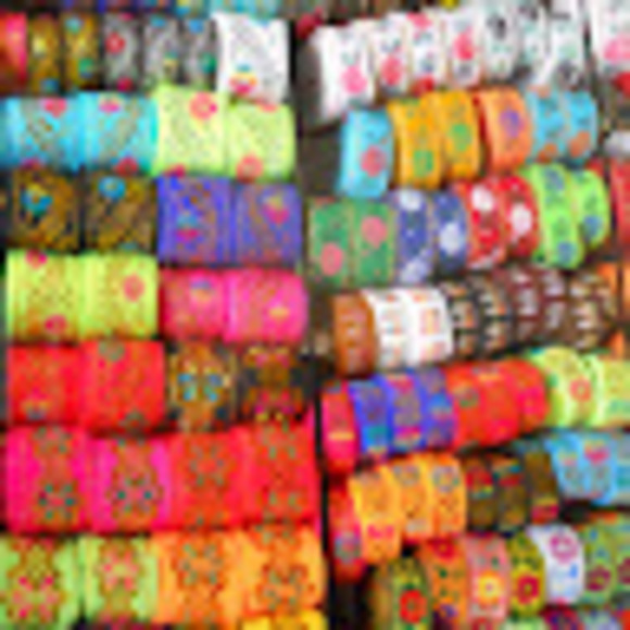 Profile Picture of Sara Robberson (@sara_robberson) on Poshmark