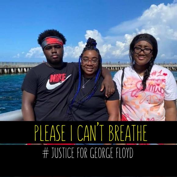 Profile Picture of Roberta Nickson (@bertalove) on Poshmark