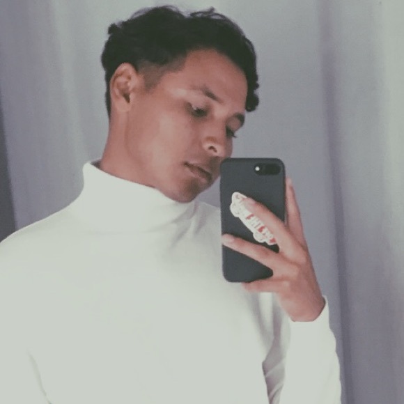 Profile Picture of Tony Estrada (@tonyestrada01) on Poshmark