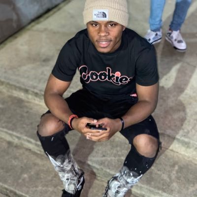 Profile Picture of Christian Winters (@chriswinters___) on Twitter