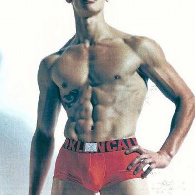 Profile Picture of HELMAN Matt (@thehelm4n) on Twitter