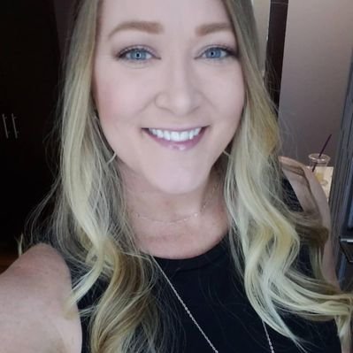 Profile Picture of Shelley L (@shell_lei2342) on Twitter