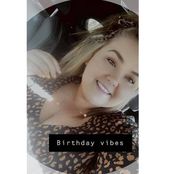 Profile Picture of Jemm Claire (@jemmclaire) on Poshmark