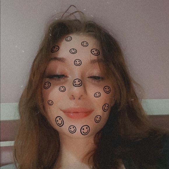 Profile Picture of Alysa Jones (@sissabug478) on Poshmark