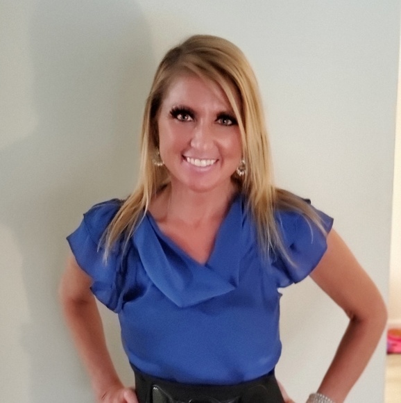 Profile Picture of Jacquelyn Haws (@jhaws8882) on Poshmark