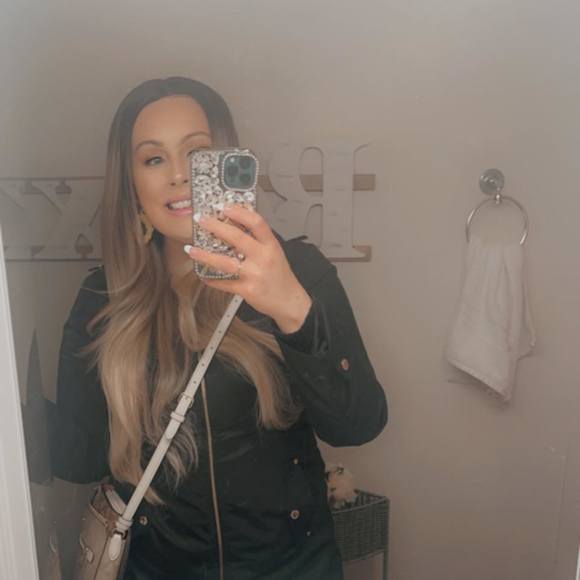 Felisha Beissert - Poshmark Profile Picture of Felisha Beissert (@felishabeissert) on Poshmark