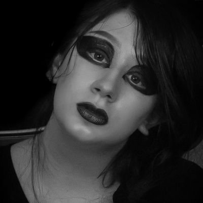Profile Picture of Ashley Blake (@MissBlake5661) on Twitter